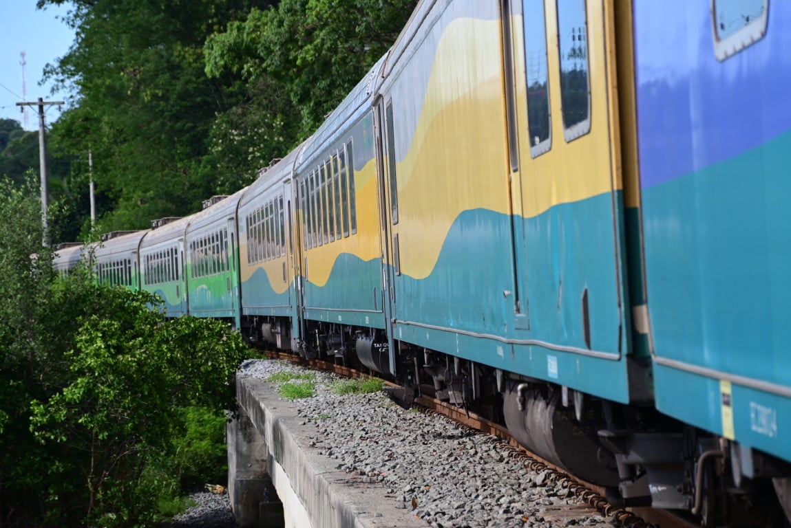 Trem de passageiros Vitória a Minas