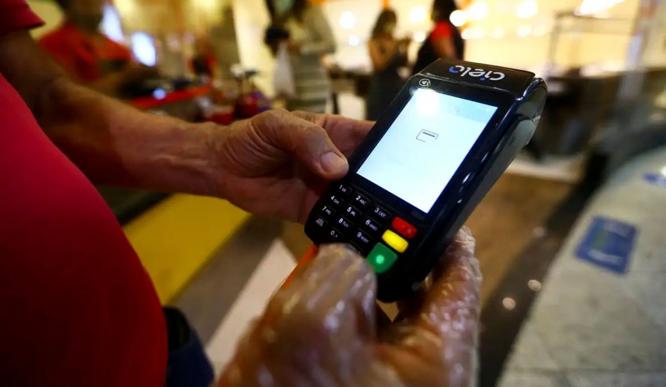 Os trabalhadores terão maior liberdade de escolha e melhor aceitação dos cartões e benefícios. Foto: Marcelo Camargo /Agência Brasil/Arquivo Os trabalhadores terão maior liberdade de escolha e melhor aceitação dos cartões e benefícios. Foto: Marcelo Camargo /Agência Brasil/Arquivo