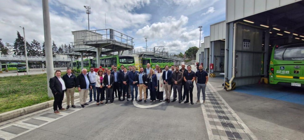 Empresários capixabas vão à Bogotá conhecer frota movida a GNV e biometano