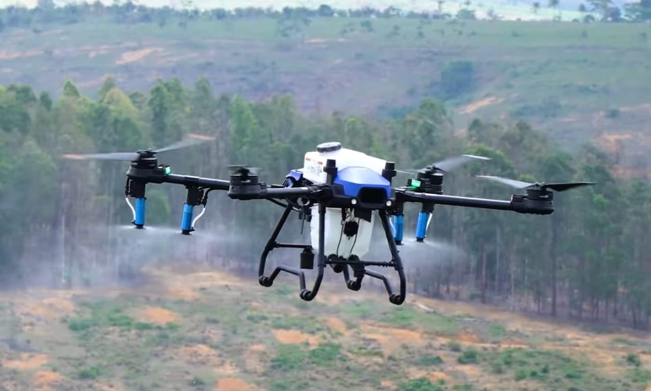 Drone (Fotus) Drone (Fotus)