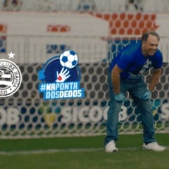 Criada pela Tipz, em jogo pelo Brasileirão da Série A, o Bahia substitui goleiro por médico em ação do Novembro Azul