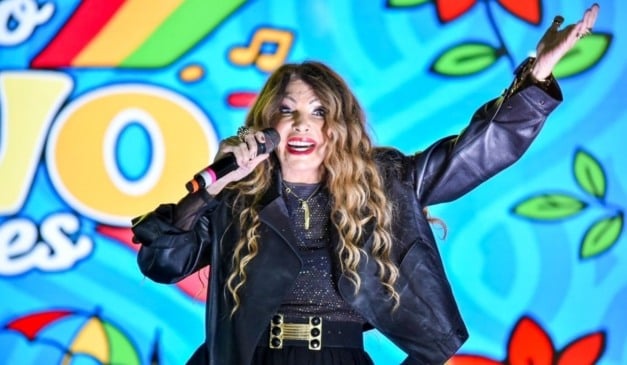 Elba Ramalho canta no show da Virada em Vitória (Foto: Felipe Souto Maior/AgNews)