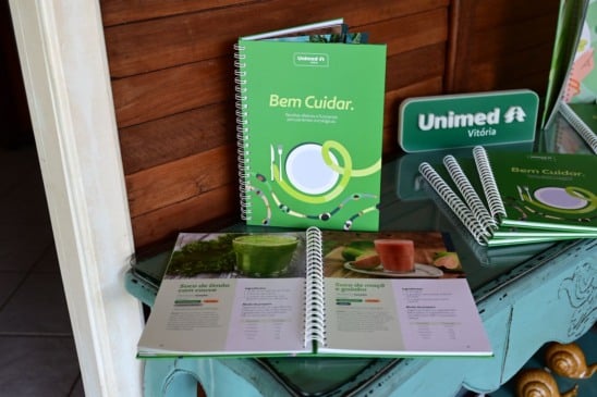 Com curadoria do chef Juarez Campos, Unimed Vitória lança livro de receitas para pacientes oncológicos