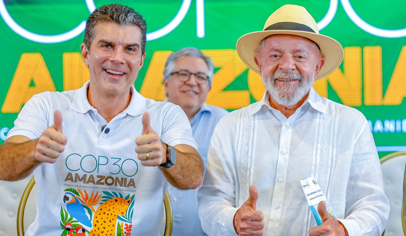 Presidente da República, Luiz Inácio Lula da Silva acompanhado do governador do Pará Helder Barbalho, durante Cerimônia de divulgação dos investimentos do Governo Federal para a COP30 Presidente da República, Luiz Inácio Lula da Silva acompanhado do governador do Pará Helder Barbalho, durante Cerimônia de divulgação dos investimentos do Governo Federal para a COP30
