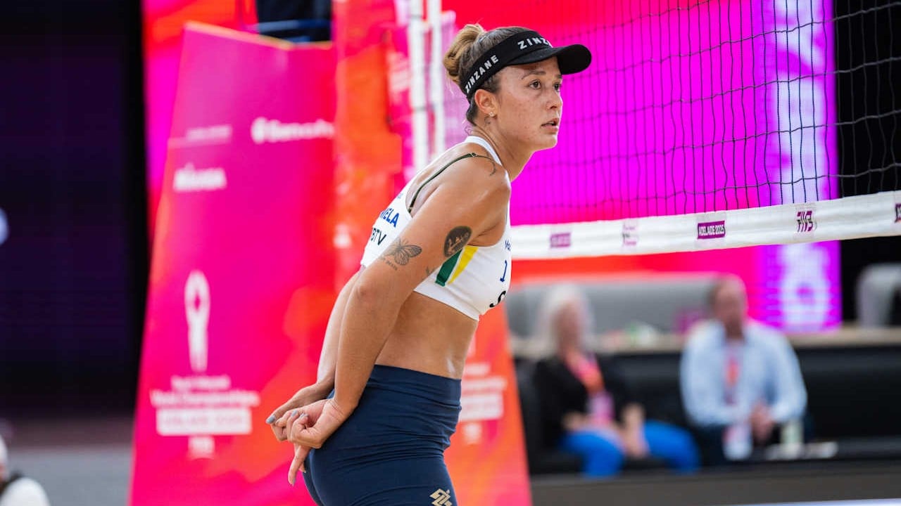 Copa do Mundo de Vôlei de Praia. Adelaide, Austrália. Thâmela na disputa do bronze. 23/11/2025