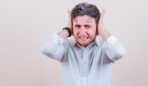 perder a audição em um único evento