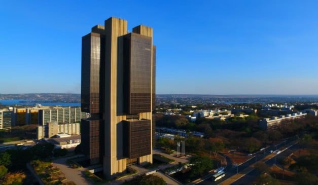 O governo central (Tesouro Nacional, Previdência Social e BC) teve despesas de R$ 103,965 bilhões na conta de juros em outubro, segundo dados do BC Foto: Dida Sampaio/Estadão