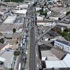 trânsito na Carlos Lindenberg