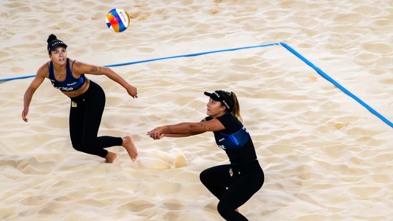 Copa do Mundo de Vôlei de Praia. Adelaide, Austrália. 22/11/20025 Thâmela na semifinal.