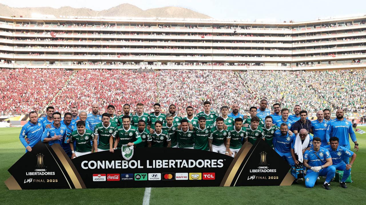 Palmeiras x Flamengo, durante partida final, da Copa Libertadores, no Estádio Monumental de LIma. (Foto: Cesar Greco/Palmeiras/by Canon)