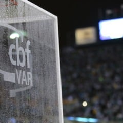 VAR em Palmeiras x Bahia - Copa do Brasil - Pacaembu Árbitro de Vídeo (VAR) em Palmeiras x Bahia, pelas Quartas de Final da Copa do Brasil 2018. Foto: Fernando Torres / CBF