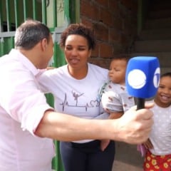 Solidariedade transforma a vida de mãe e filhos em situação difícil