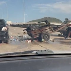Acidente com reboque na Terceira Ponte