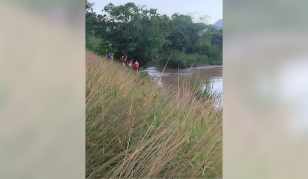 Buscas sendo realizadas pelo Corpo de Bombeiros em Jerônimo Monteiro - Foto: Redes Sociais