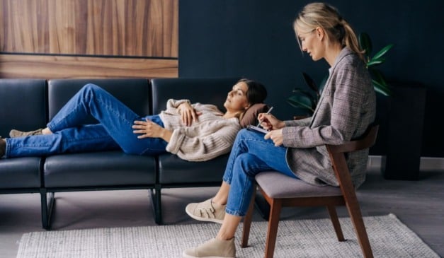 Cinco coisas que aprendi na terapia neste ano (Foto: Canva)