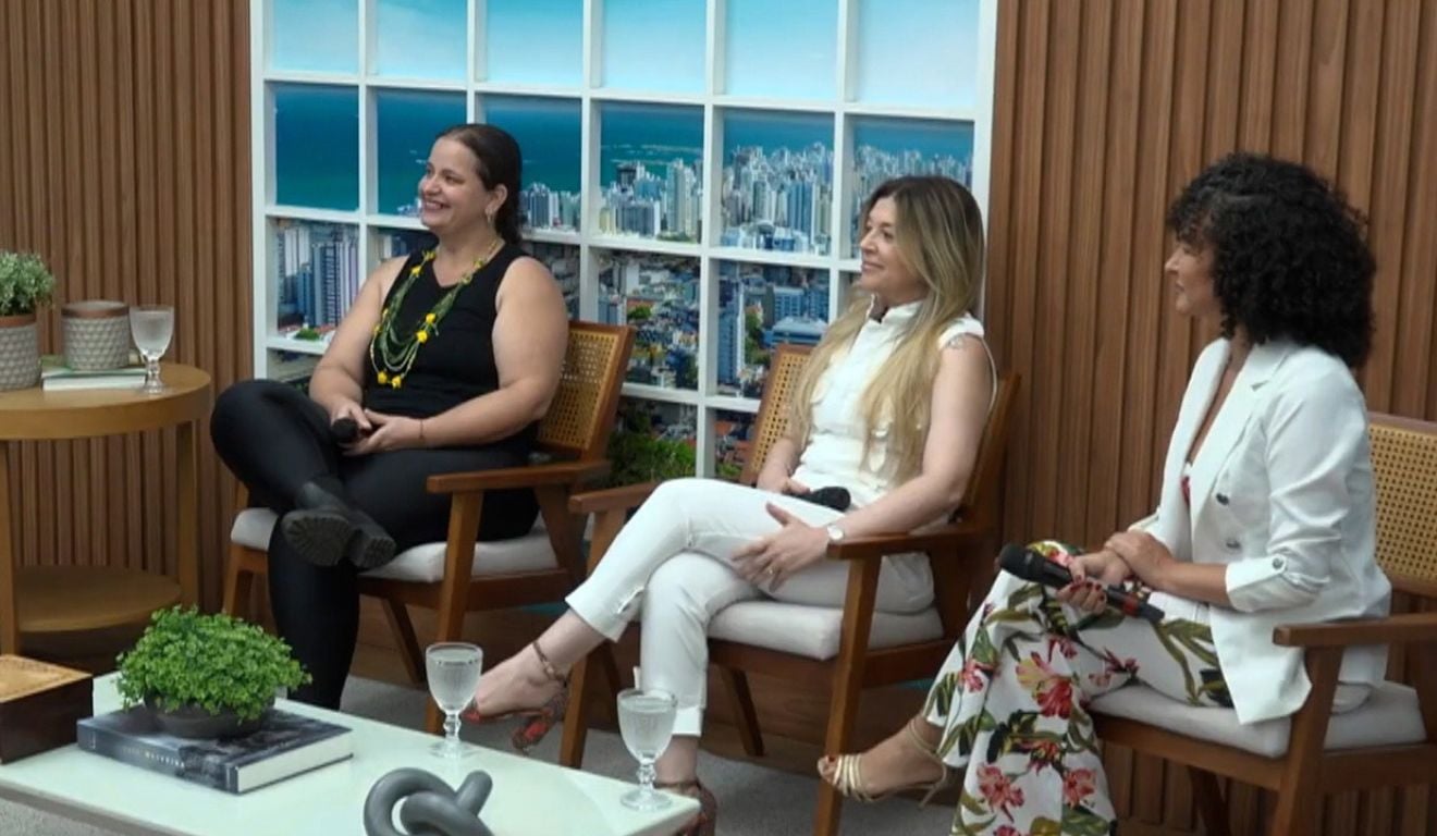 Cristina Gomes Ana Carolina Lopes e Helena Mota