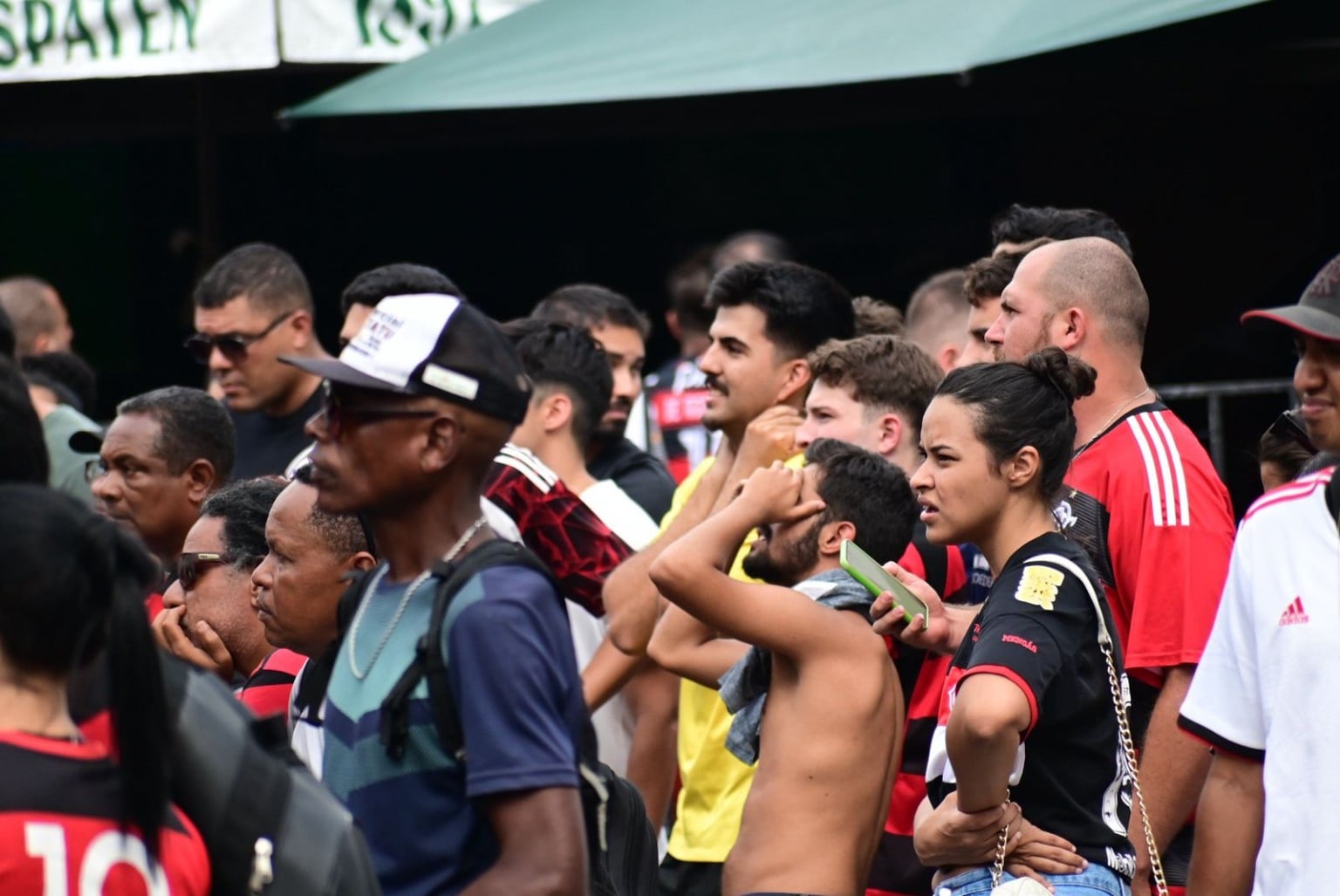 Final da Copa Intercontinental, Flamengo x PSG Torcida do Flamengo no Triângulo das Bermudas, em Vitória Final da Copa Intercontinental, Flamengo x PSG Torcida do Flamengo no Triângulo das Bermudas, em Vitória