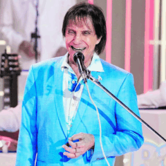 Cantor Roberto Carlos sofre acidente em grava&ccedil;&atilde;o de especial Foto: F&aacute;bio Rocha/TV Globo