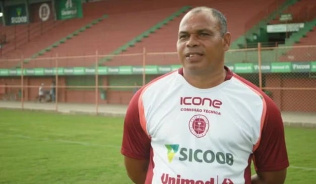 Mauro Soares, ex-jogador e ex-treinador da Desportiva Ferroviária