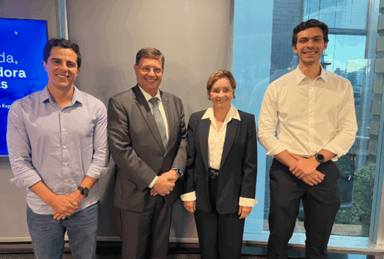 Felipe Caroni, Fernando Zardini, Janete Simões e Americo Buaiz Neto. Foto: TJES
