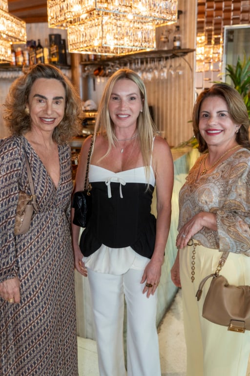 Renata Pacheco, Fernanda Caliari , Edilene Rambalducci