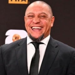 Roberto Carlos foi campe&atilde;o do mundo com a sele&ccedil;&atilde;o brasileira em 2002 (Foto: Reprodu&ccedil;&atilde;o/Instagram/@oficialrc3)