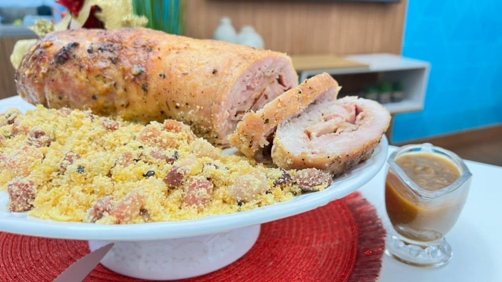 Lombo Suíno com Farofa de Maracujá e Bacon. Foto: Roberta Salgueiro Lombo Suíno com Farofa de Maracujá e Bacon. Foto: Roberta Salgueiro