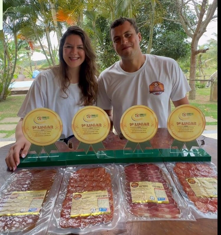 Charcutaria de Guarapari se destaca em concurso nacional com quatro medalhas de ouro Charcutaria de Guarapari se destaca em concurso nacional com quatro medalhas de ouro