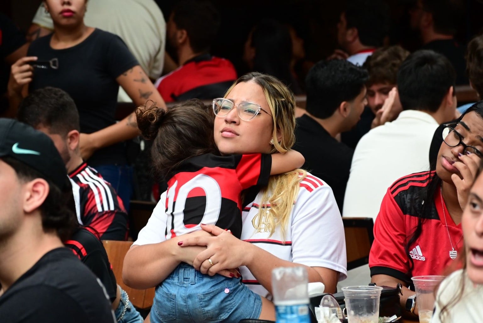 Final da Copa Intercontinental: Flamengo x PSG Torcida do Flamengo na Praia do Canto, em Vitória Final da Copa Intercontinental: Flamengo x PSG Torcida do Flamengo na Praia do Canto, em Vitória