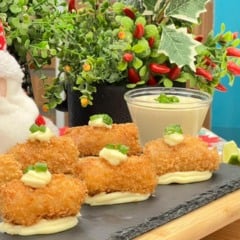 Medalh&atilde;o de til&aacute;pia com molho t&aacute;rtaro. Foto: Roberta Salgueiro