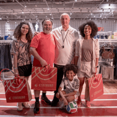 Centauro apresenta campanha de Natal com Felipão, para reforçar o valor de presentear com propósito