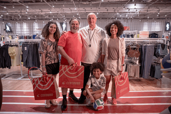 Centauro apresenta campanha de Natal com Felipão, para reforçar o valor de presentear com propósito