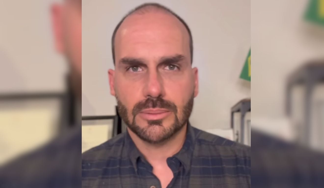 O agora ex-deputado Eduardo Bolsonaro (PL-SP) se manifestou nas redes sociais após a cassação do mandato. Foto: Reprodução/ Instagram @bolsonarosp O agora ex-deputado Eduardo Bolsonaro (PL-SP) se manifestou nas redes sociais após a cassação do mandato. Foto: Reprodução/ Instagram @bolsonarosp