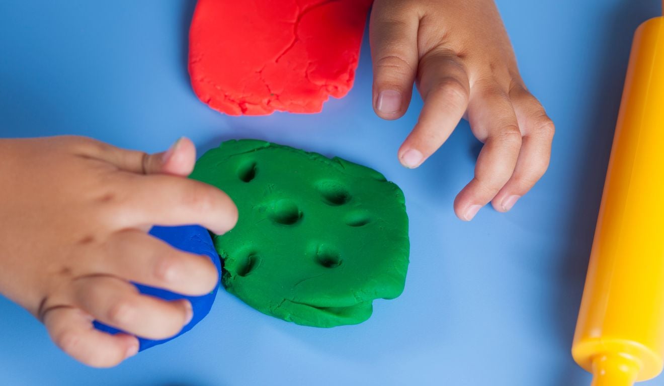 massa para modelar material escolar