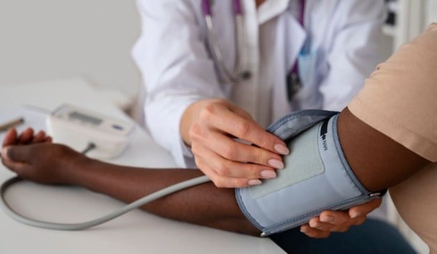 Medicos são tratados como o público alvo das contratações na área da saúde. Crédito: Freepik