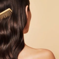 Fim da progressiva: 3 produtos alisam o cabelo em casa sem qu&iacute;mica agressiva