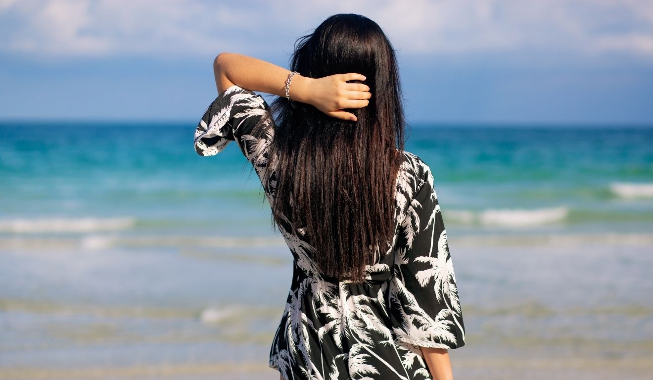 Adeus, cabelo ressecado: 5 truques salvam os fios no pós-praia Adeus, cabelo ressecado: 5 truques salvam os fios no pós-praia