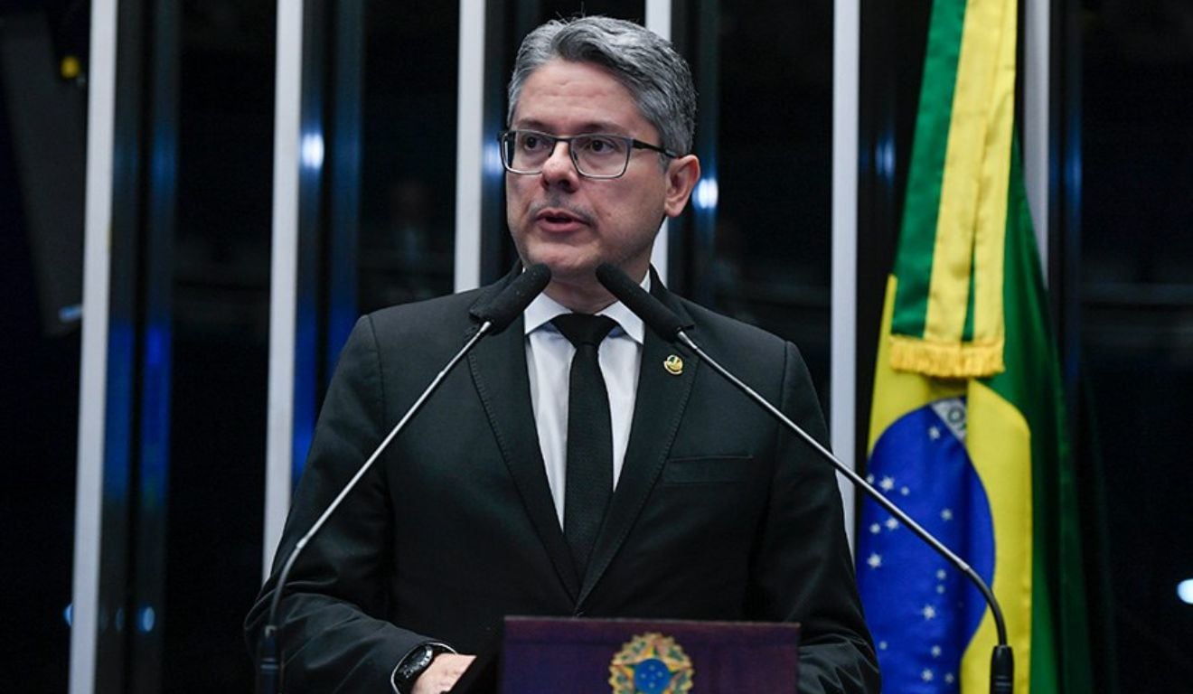 Senador Alessandro Vieira