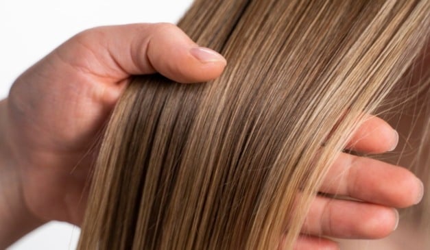 Adeus, chapinha: 5 produtos que alisam o cabelo da raiz às pontas e duram dias