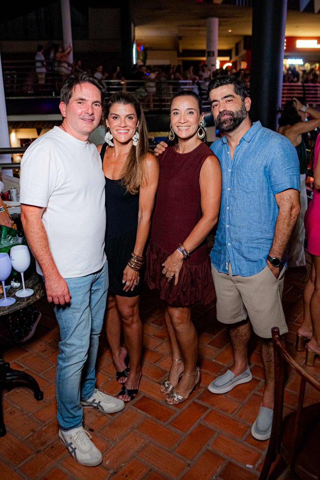 Bruno e Marianna Lawall, Cynthia Borges e Chrispim Gonçalves Bruno e Marianna Lawall, Cynthia Borges e Chrispim Gonçalves