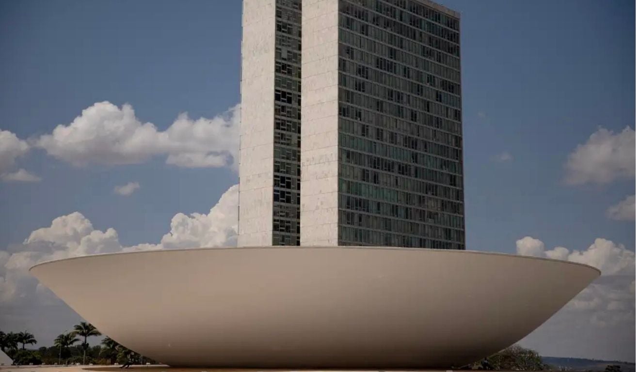 Câmara dos Deputados: Pedidos de isenção da taxa de inscrição devem ser feitos até o dia 12. Foto: Joédson Alves/Agência Brasil/ARQUIVO Câmara dos Deputados: Pedidos de isenção da taxa de inscrição devem ser feitos até o dia 12. Foto: Joédson Alves/Agência Brasil/ARQUIVO