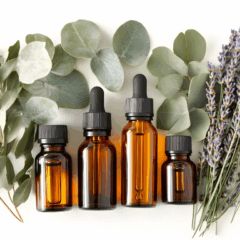 Os &oacute;leos essenciais s&atilde;o uma maneira pr&aacute;tica e natural de melhorar a qualidade do ambiente em sua casa, trazendo benef&iacute;cios para o corpo e a mente