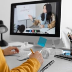 Cursos online gr&aacute;tis com certificado: 10 sites confi&aacute;veis para estudar em 2026