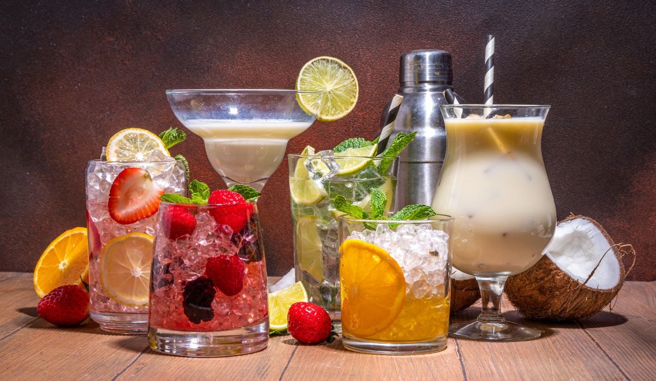 Drinks sem álcool ajudam a evitar a ressaca e sáo ótimos para quem não bebe no Carnaval Drinks sem álcool ajudam a evitar a ressaca e sáo ótimos para quem não bebe no Carnaval