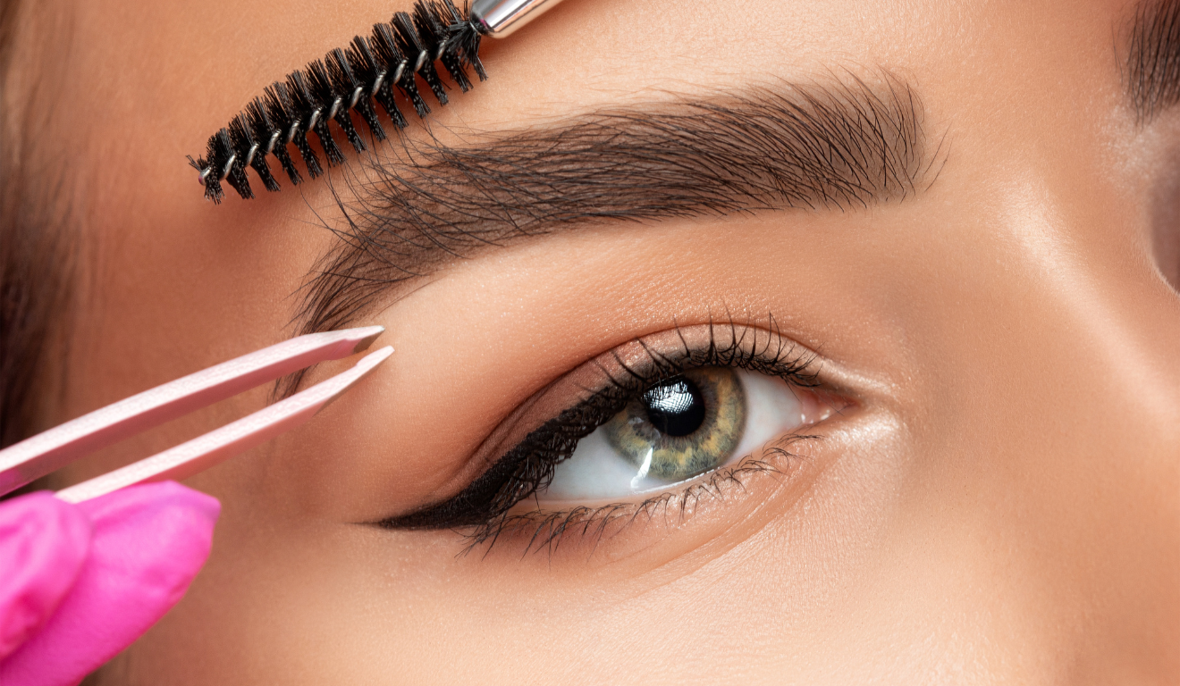 Óleo natural para deixar as sobrancelhas cheias/Canva Óleo natural para deixar as sobrancelhas cheias/Canva