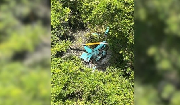 Helicóptero cai na zona oeste do Rio e deixa três pessoas mortas