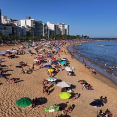 Imagens a&eacute;reas da Praia da Costa em Vila Velha