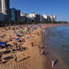 Imagens a&eacute;reas da Praia da Costa em Vila Velha