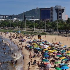 Imagens a&eacute;reas da Praia da Guarderia em Vit&oacute;ria