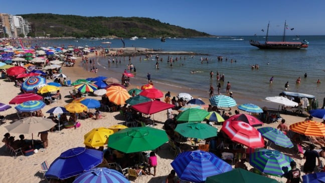Imagens aéreas da Praia do Morro em Guarapari